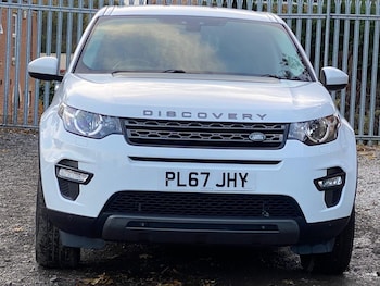 Used Land Rover Discovery Sport 2017 for sale - 76441112: Photo