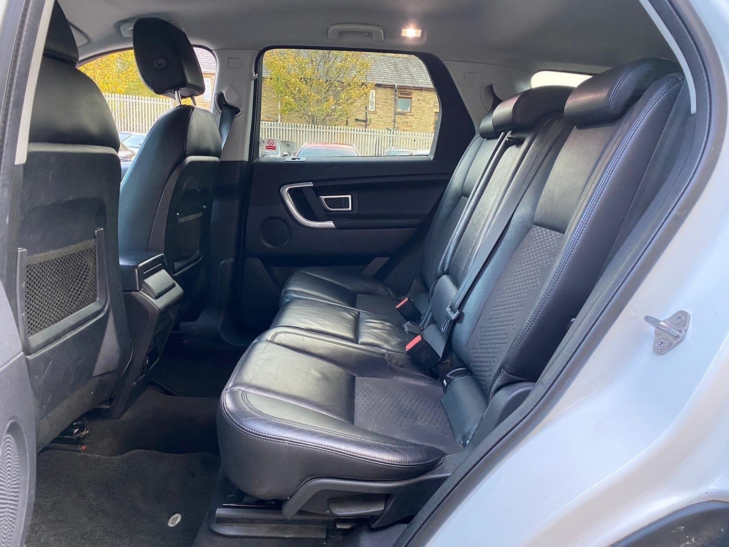 Used Land Rover Discovery Sport 2017 for sale - 76441112: Photo 7