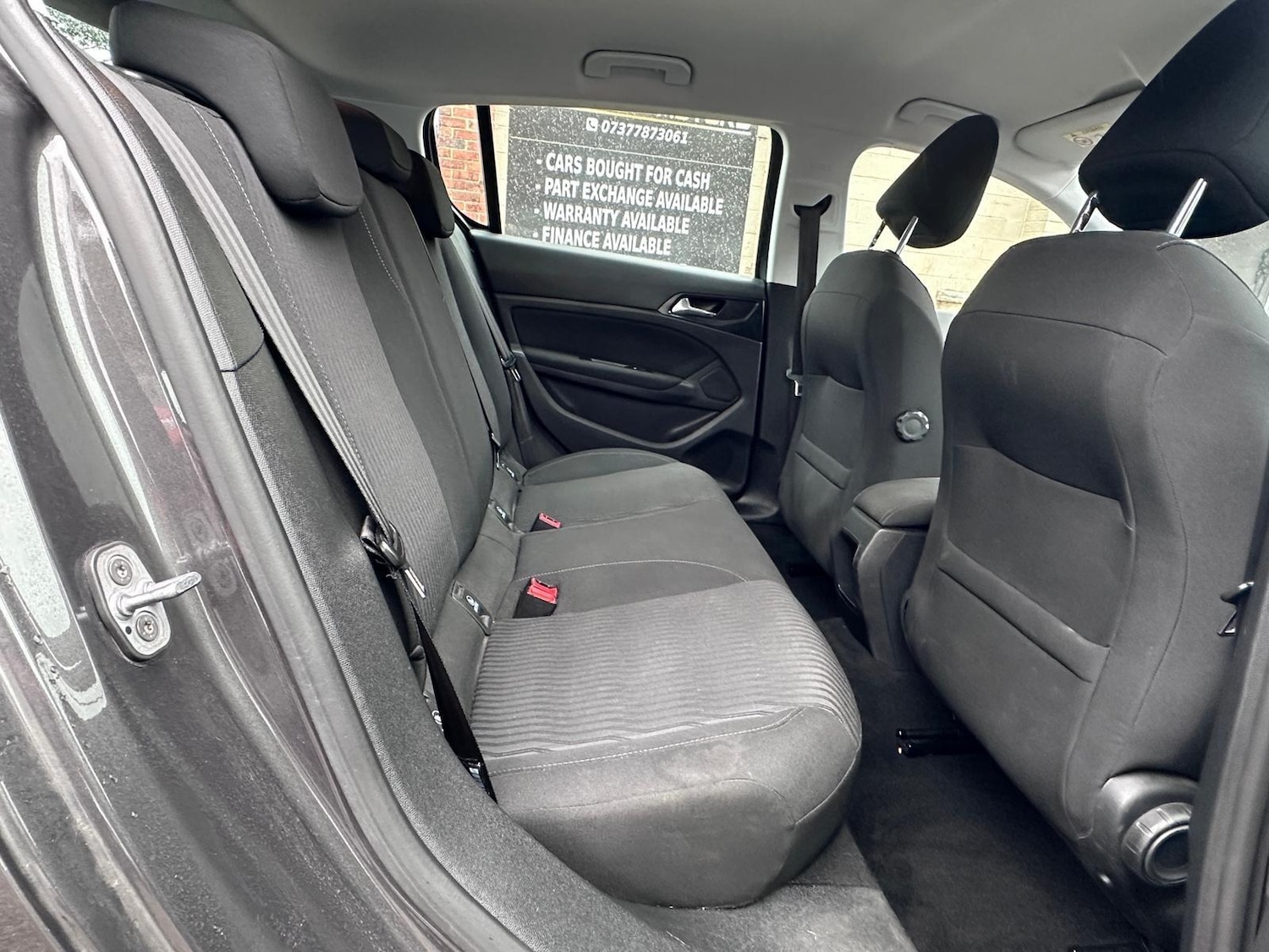 Used Peugeot 308 2016 for sale - 76926143: Photo 10