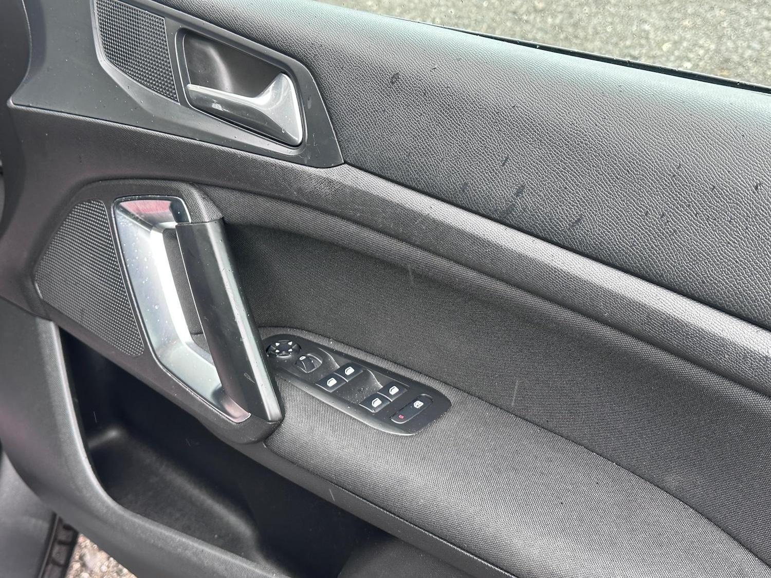 Used Peugeot 308 2016 for sale - 76926143: Photo 14