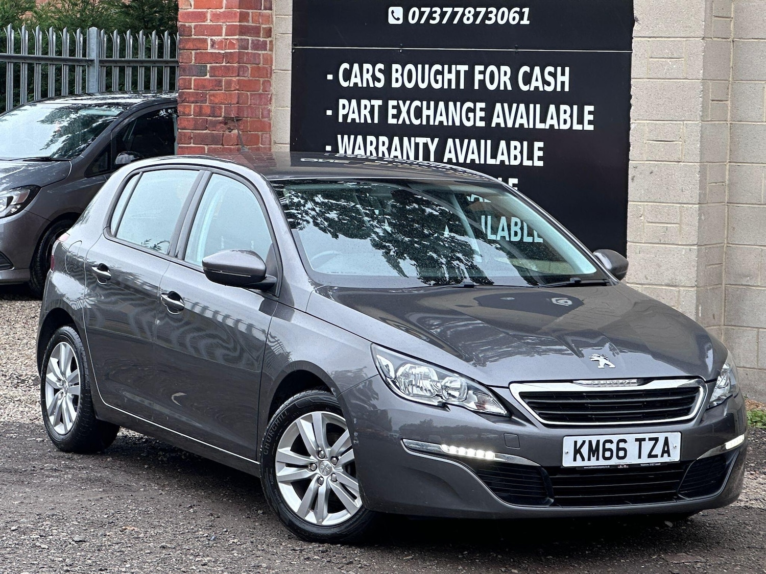 Used Peugeot 308 2016 for sale - 76926143: Photo 4
