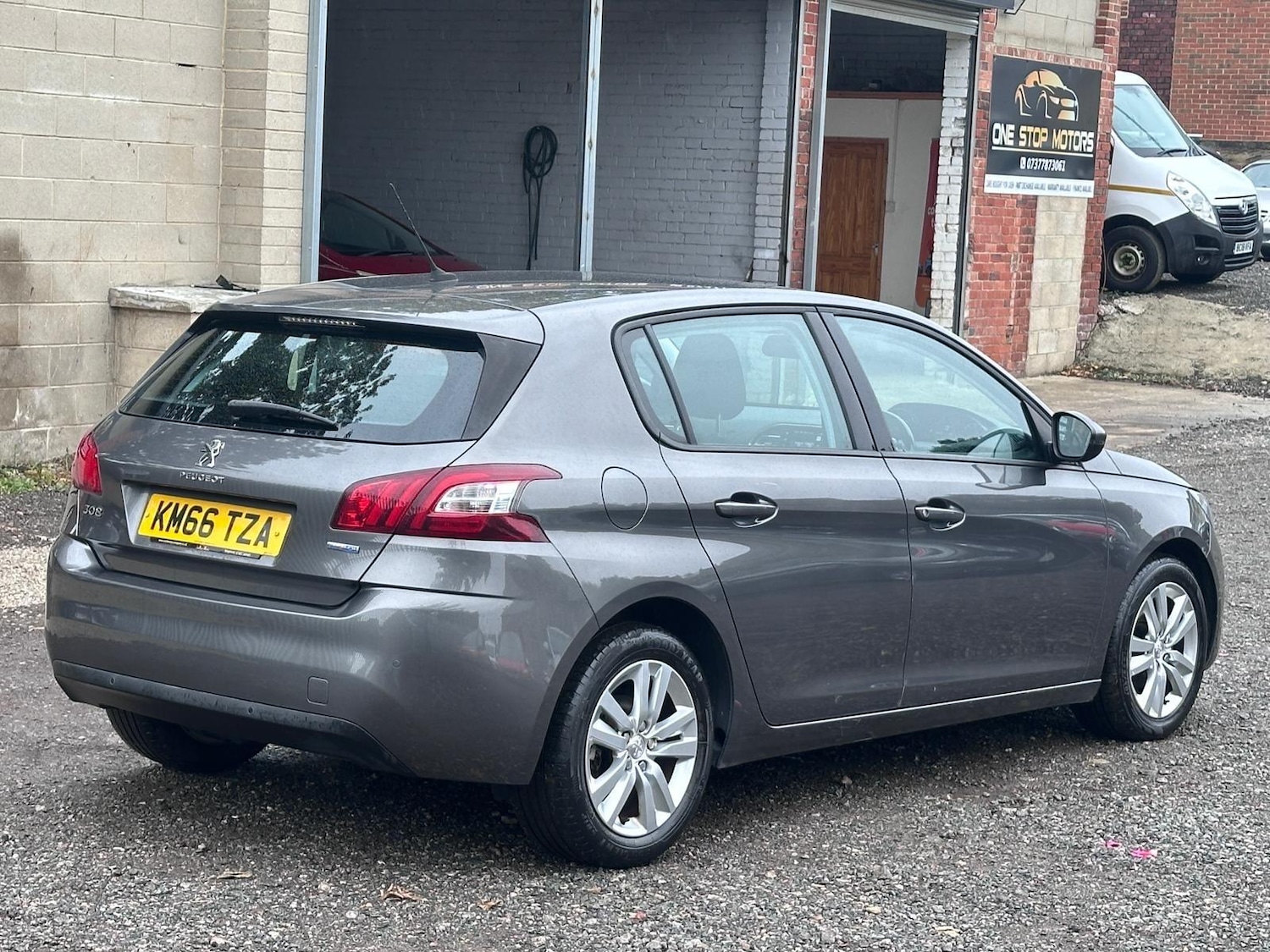 Used Peugeot 308 2016 for sale - 76926143: Photo 5