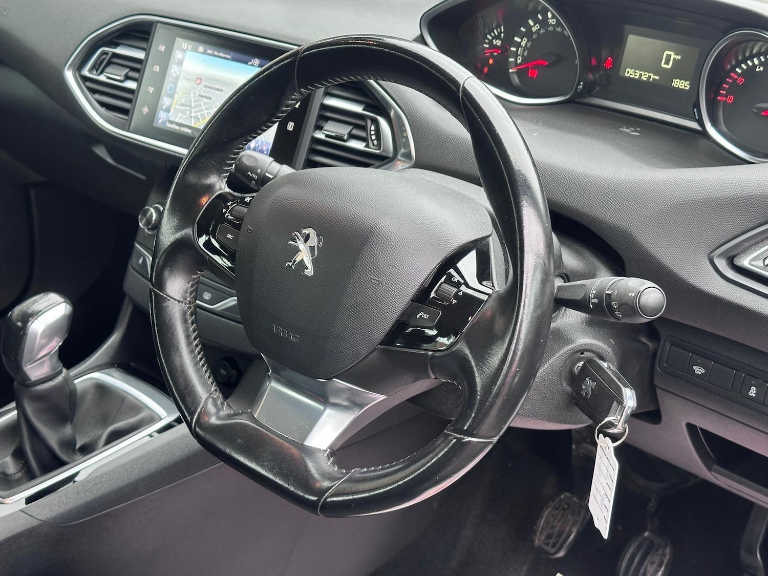 Used Peugeot 308 2016 for sale - 76926143: Photo 9