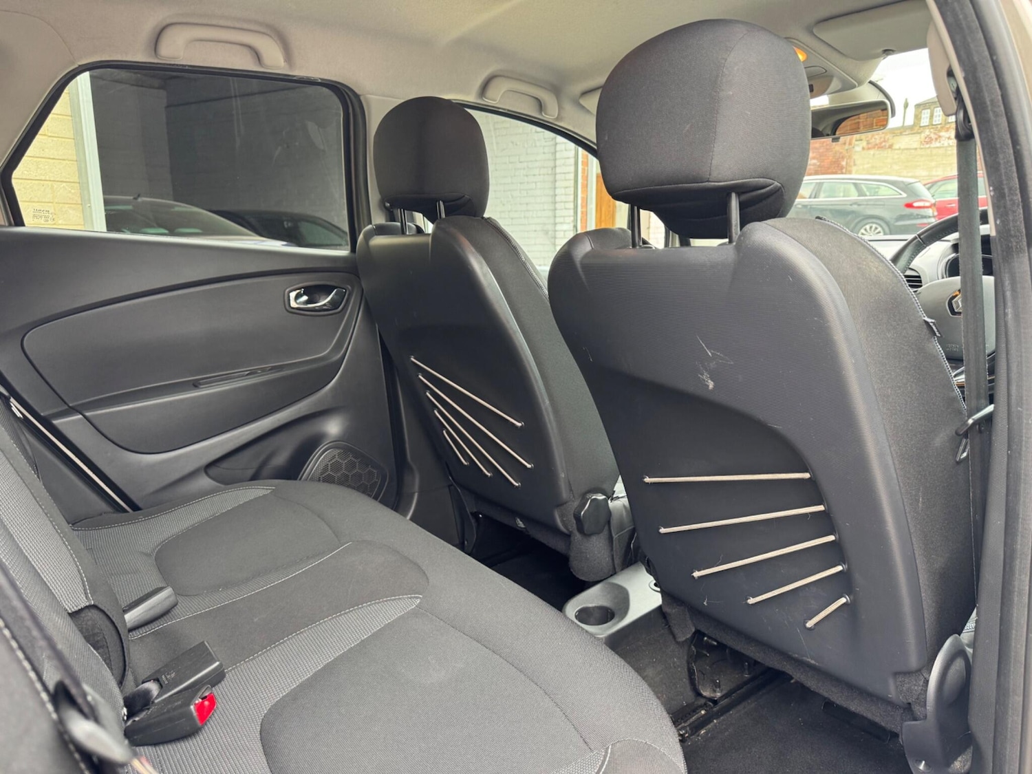 Used Renault Captur 2015 for sale - 77993909: Photo 10