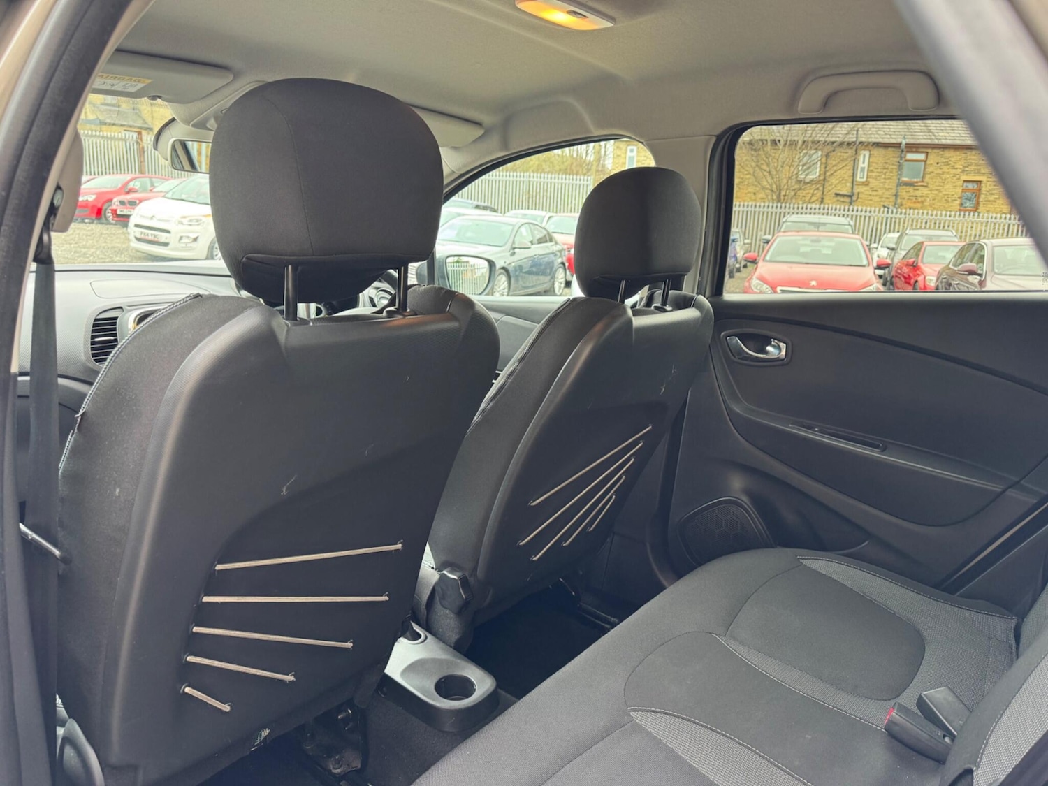 Used Renault Captur 2015 for sale - 77993909: Photo 15