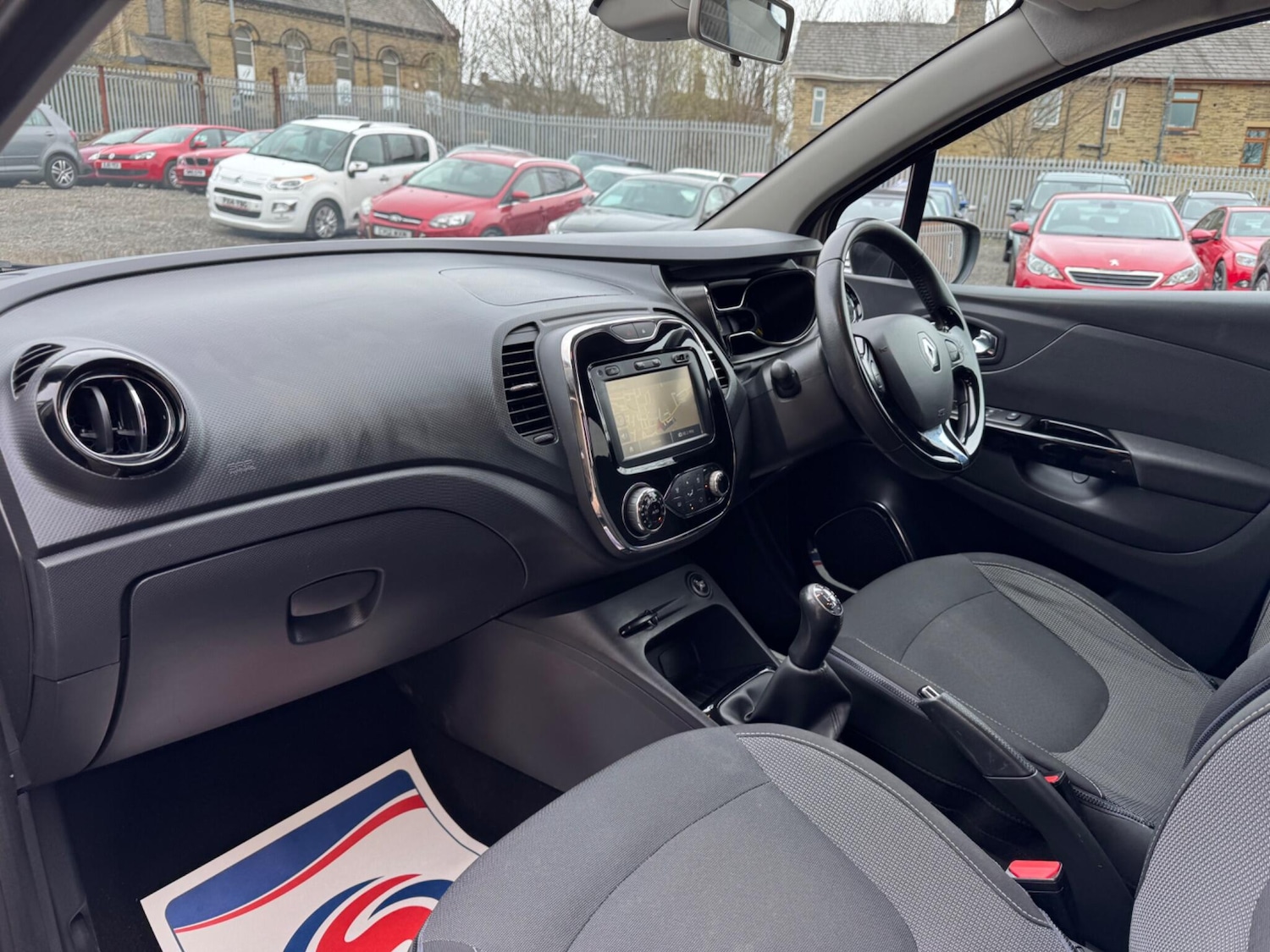 Used Renault Captur 2015 for sale - 77993909: Photo 17