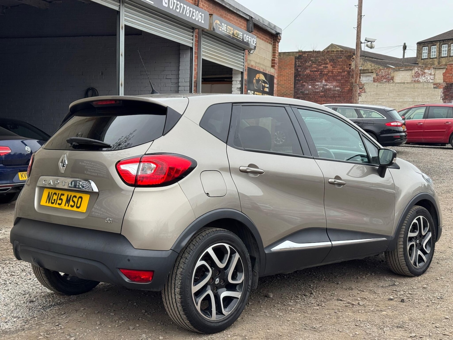 Used Renault Captur 2015 for sale - 77993909: Photo 24