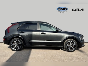 Used Kia Niro 2023 for sale - 78103875: Photo