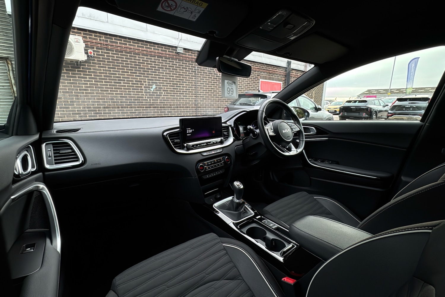 Used Kia XCeed 2023 for sale - 76401610: Photo 11