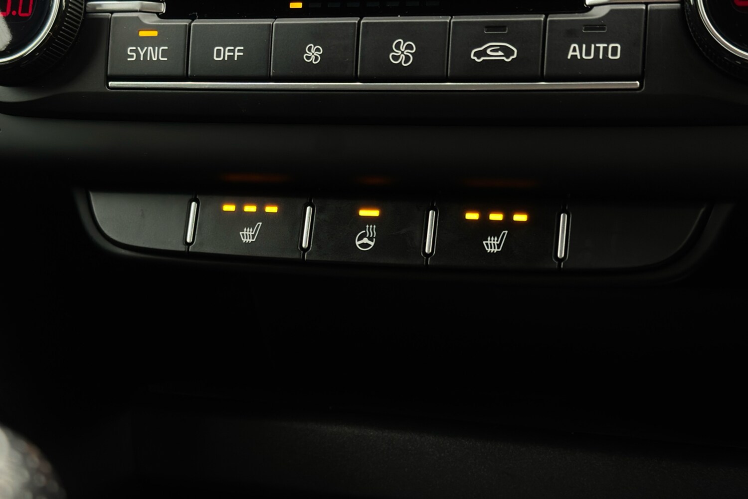 Used Kia XCeed 2023 for sale - 76401610: Photo 31