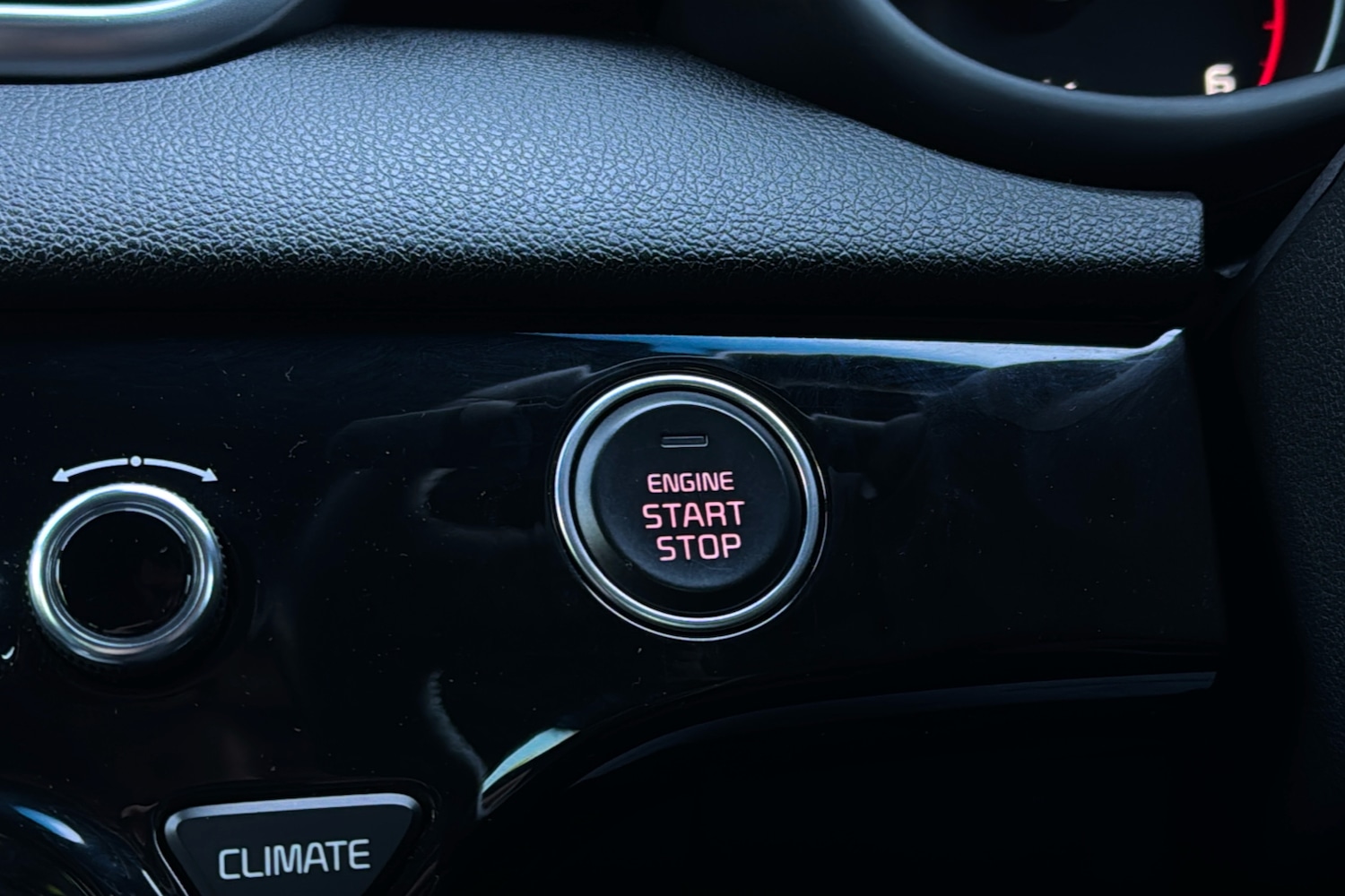 Used Kia Sportage 2019 for sale - 76219541: Photo 23