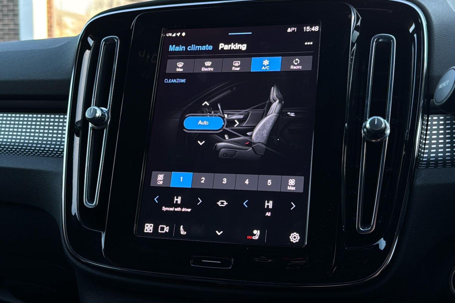 Used Volvo XC40 2023 for sale - 77164546: Photo 16