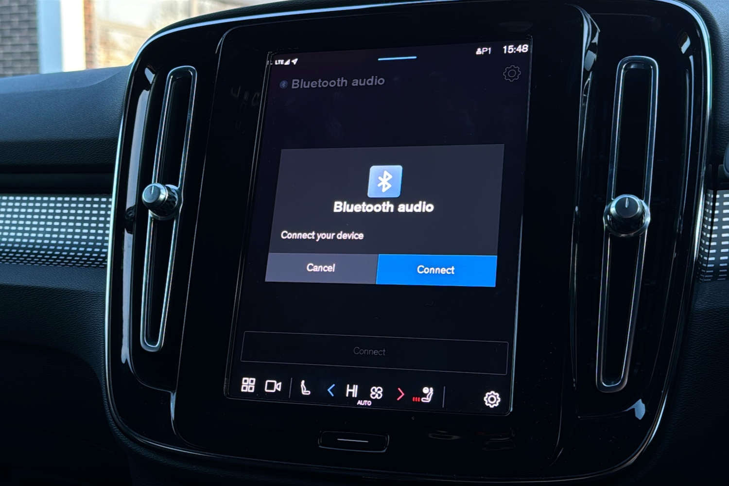 Used Volvo XC40 2023 for sale - 77164546: Photo 20