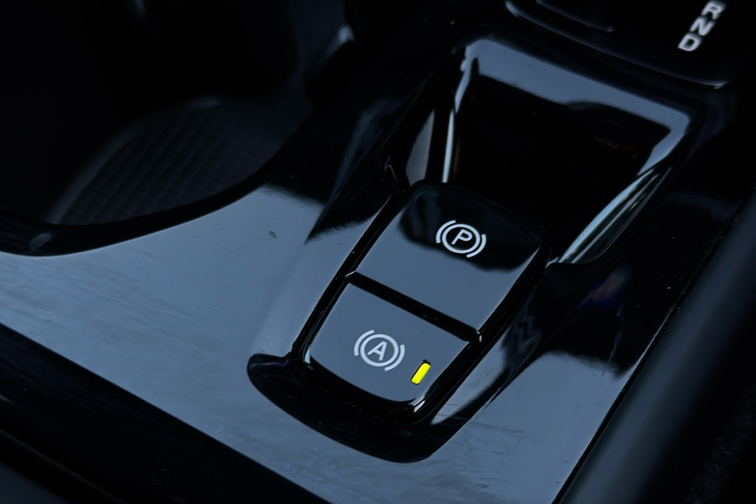 Used Volvo XC40 2023 for sale - 77164546: Photo 24