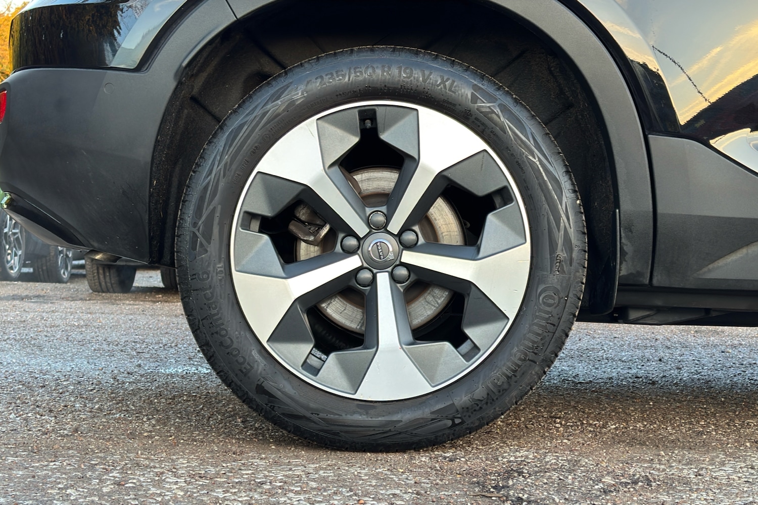 Used Volvo XC40 2023 for sale - 77164546: Photo 8