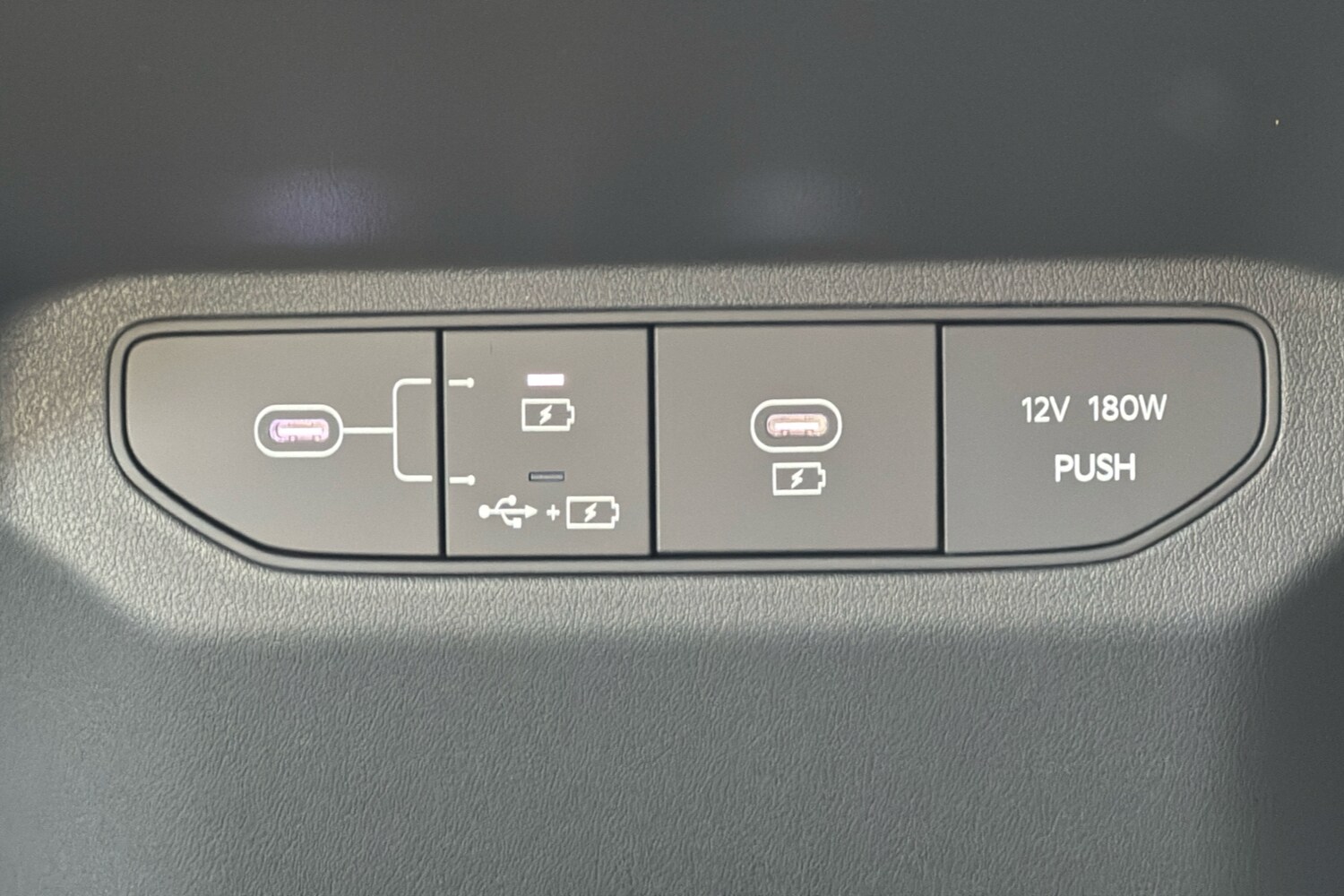 Used Kia EV3 2025 for sale - 77093680: Photo 22