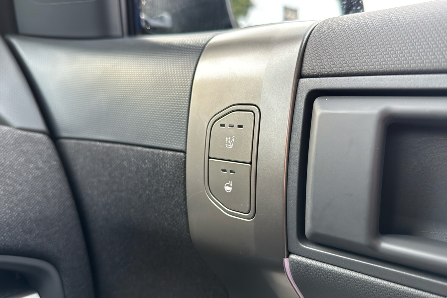 Used Kia EV3 2025 for sale - 77093680: Photo 32