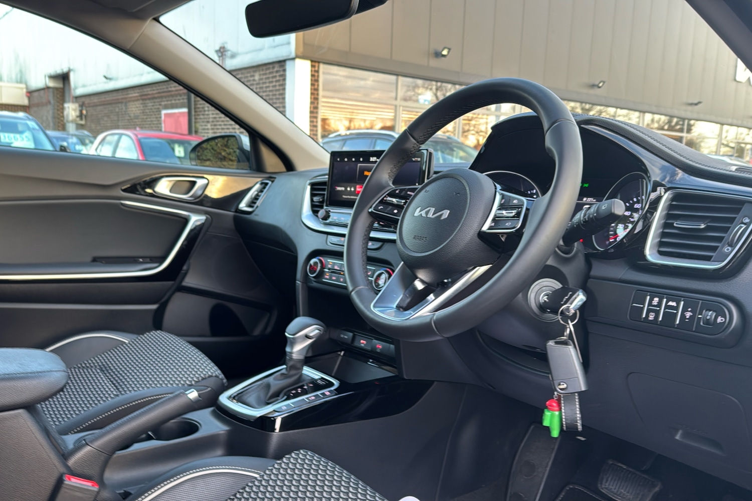 Used Kia XCeed 2025 for sale - 77093683: Photo 11