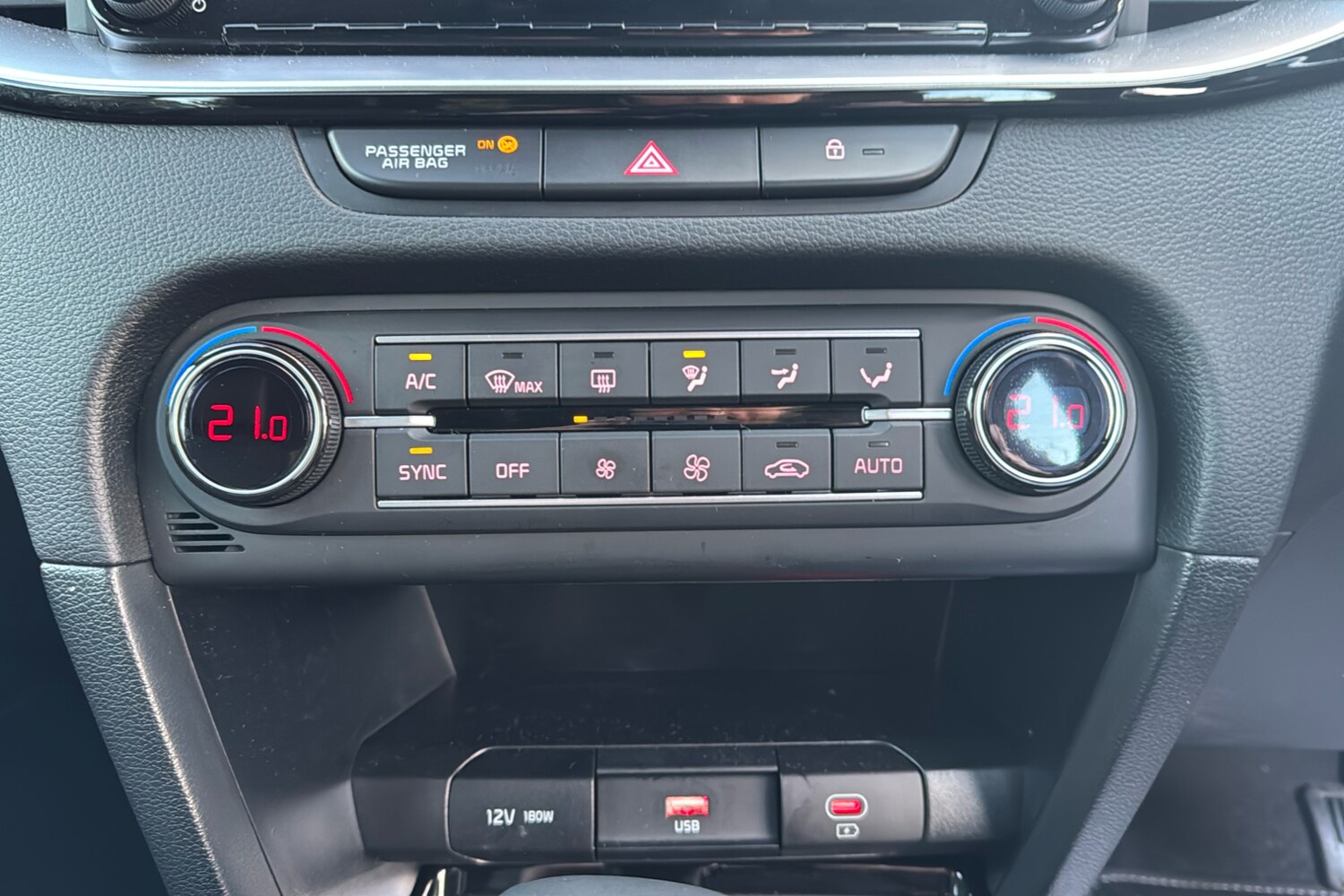 Used Kia XCeed 2025 for sale - 77093683: Photo 16