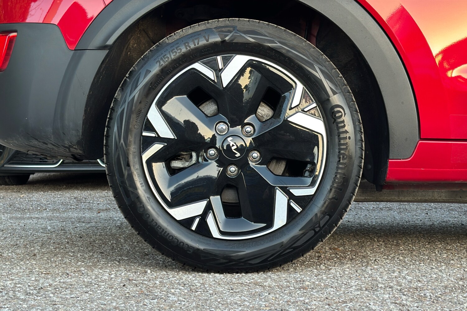 Used Kia Niro 2023 for sale - 76968237: Photo 8