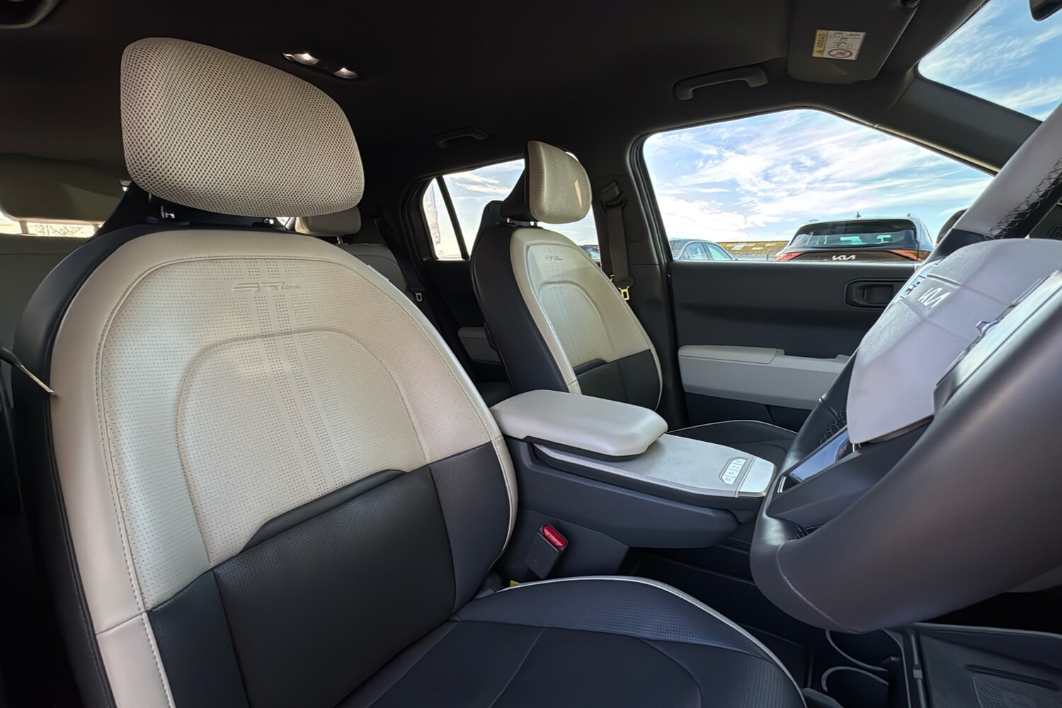 Used Kia EV3 2024 for sale - 77159840: Photo 24