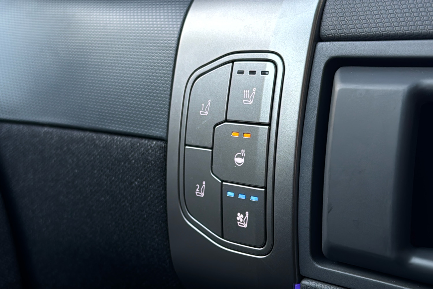 Used Kia EV3 2025 for sale - 77046039: Photo 31