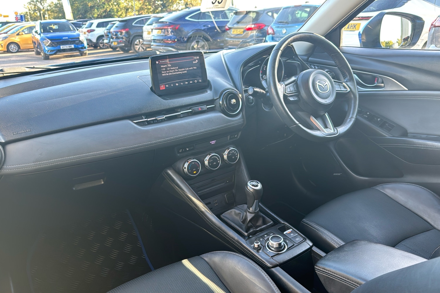 Mazda Cx 3 2.0 Skyactiv G Sport Nav Plus Suv 5dr Petrol Manual Euro 6 s/s 121 - Picture 11 of 24