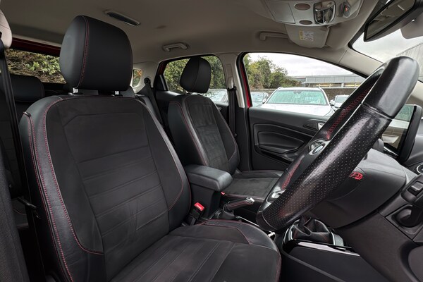 Used Ford Ecosport 2018 for sale - 76262569: Photo 24