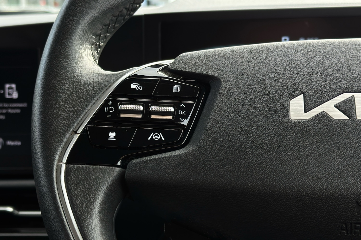 Used Kia Other 2022 for sale - 77415060: Photo 17