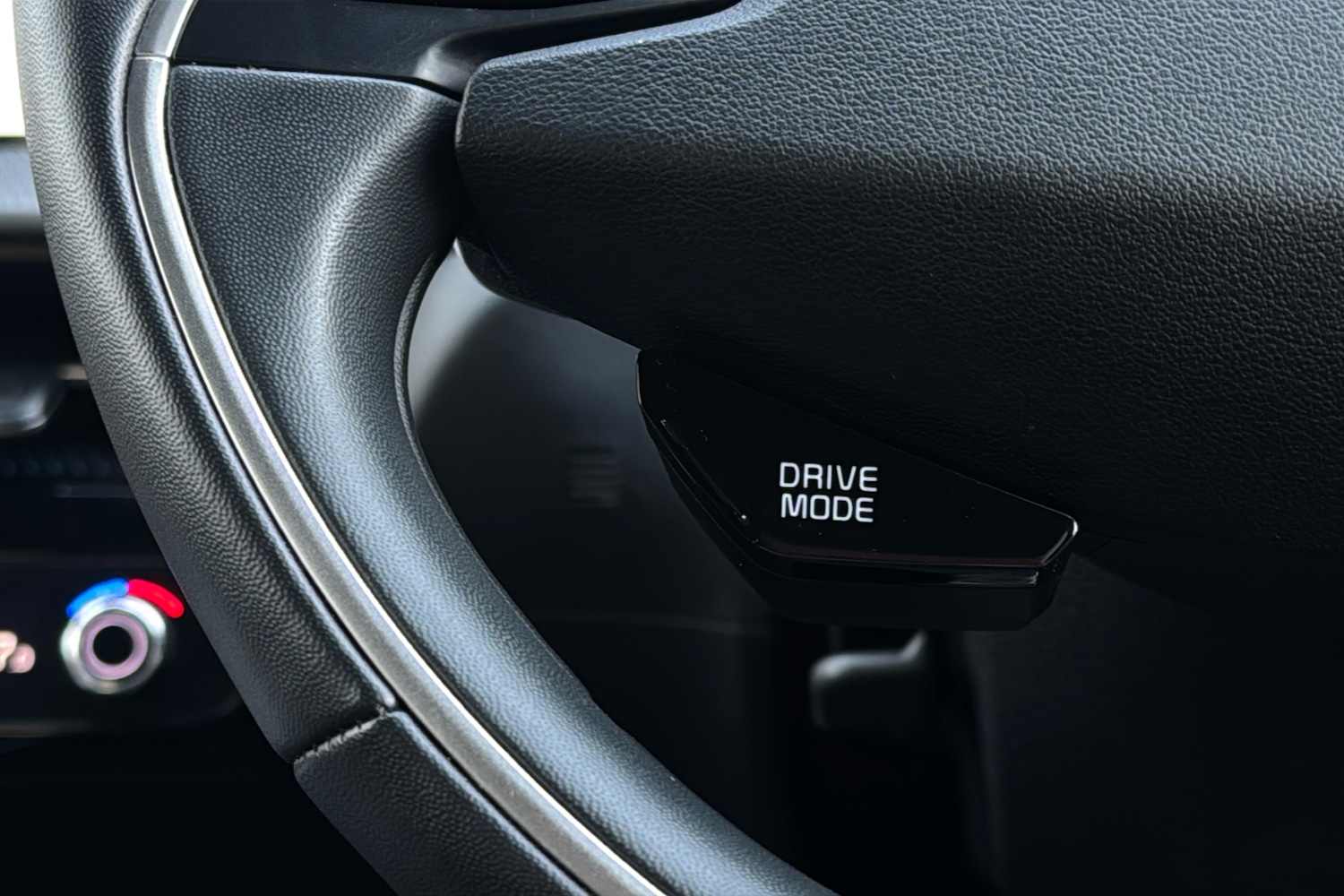 Used Kia EV6 2024 for sale - 77707902: Photo 33