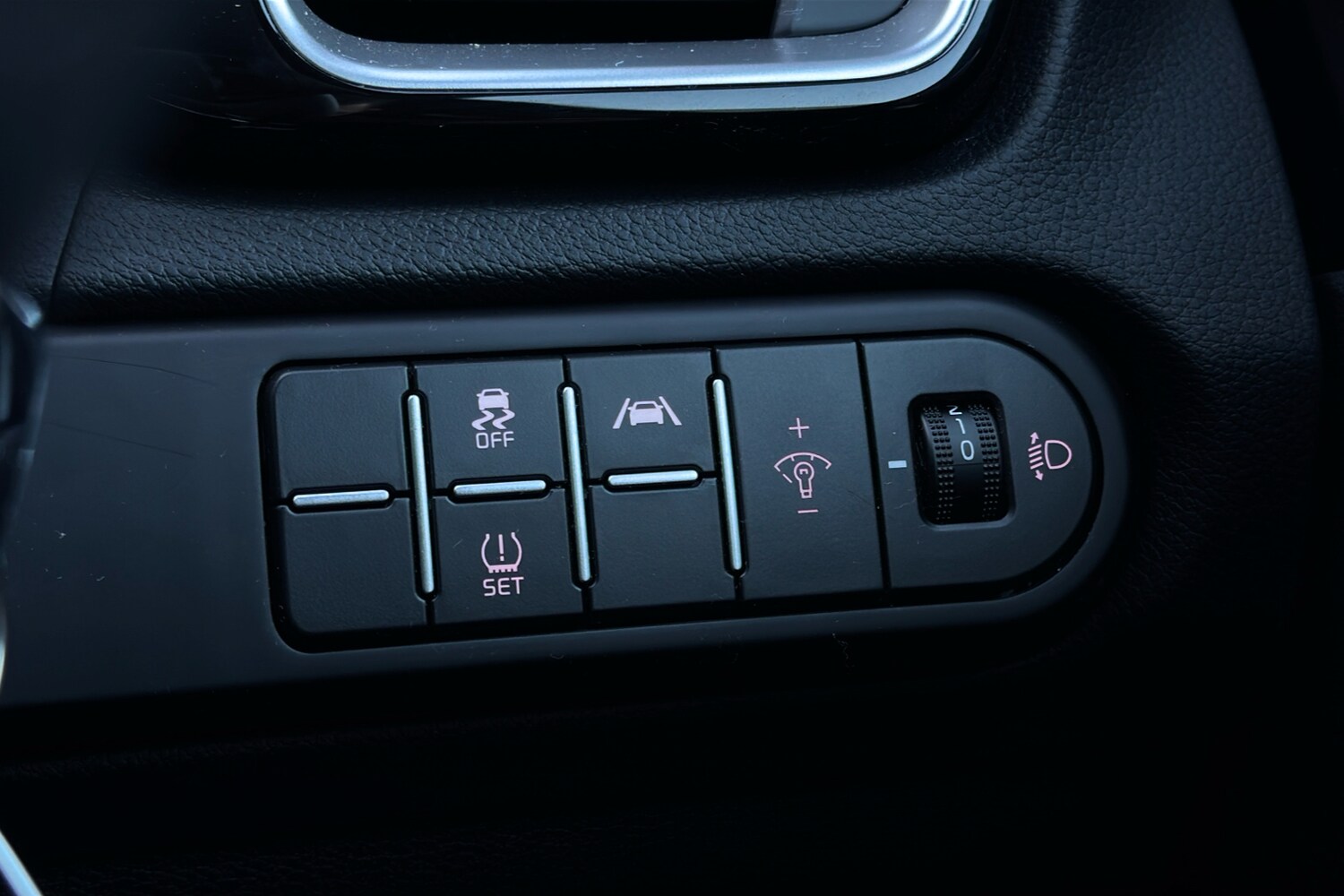 Used Kia XCeed 2024 for sale - 76718621: Photo 24