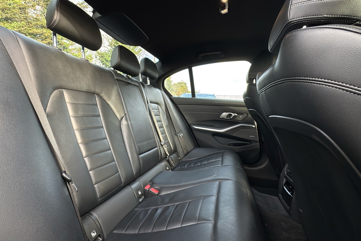 Used BMW 3 Series 2019 for sale - 76637119: Photo 12