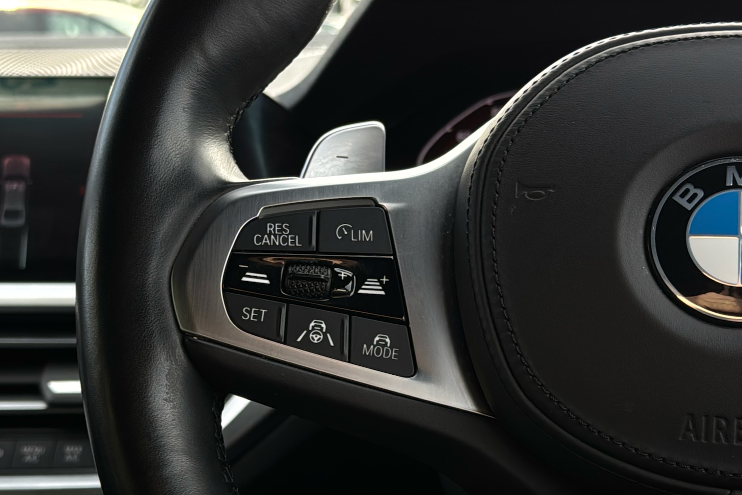 Used BMW 3 Series 2019 for sale - 76637119: Photo 17