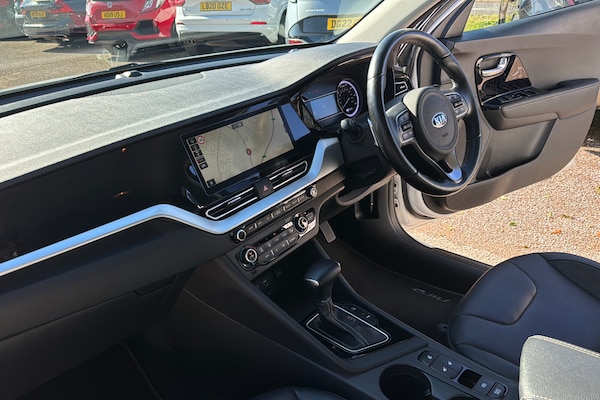 Used Kia Niro 2020 for sale - 76329082: Photo 10