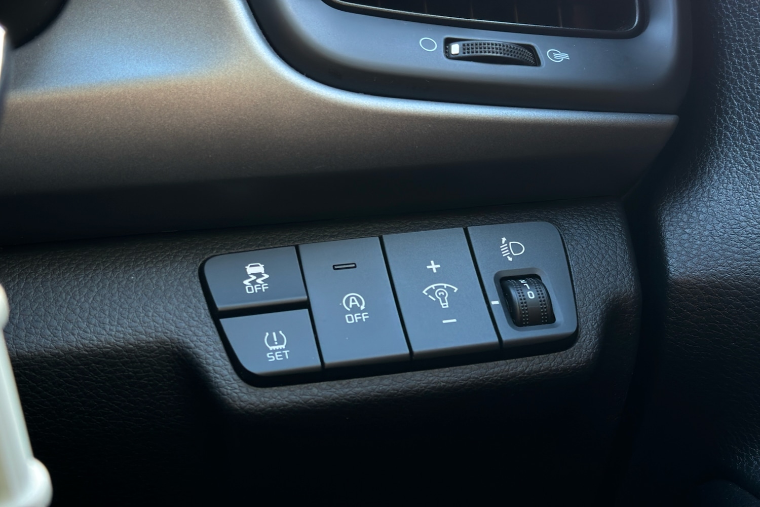 Used Kia Rio 2023 for sale - 76318941: Photo 29