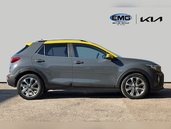 Used Kia Stonic 2023 for sale - 77886572: Photo
