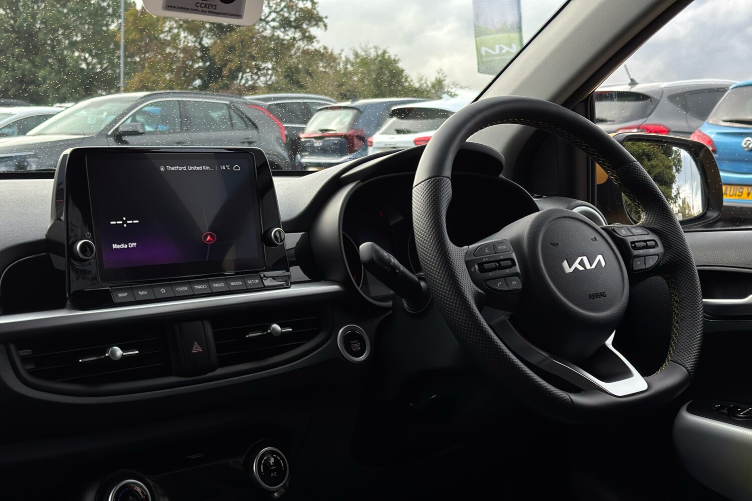 Used Kia Picanto 2023 for sale - 76230225: Photo 28