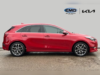 Used Kia Ceed 2023 for sale - 77480765: Photo