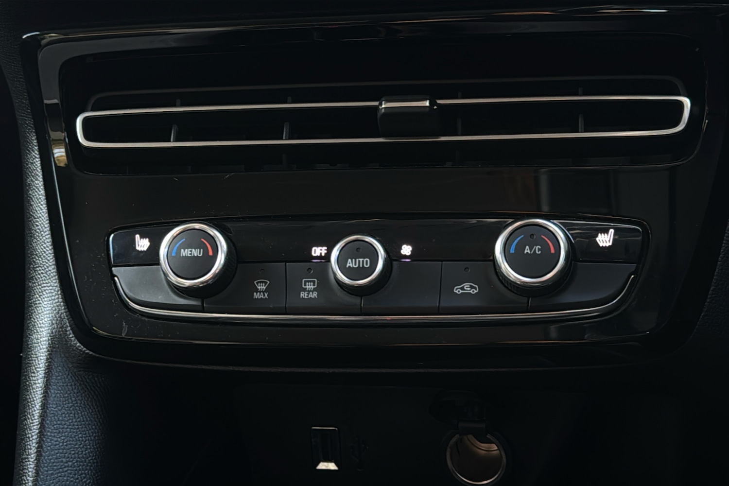 Used Vauxhall Mokka 2022 for sale - 77240011: Photo 16