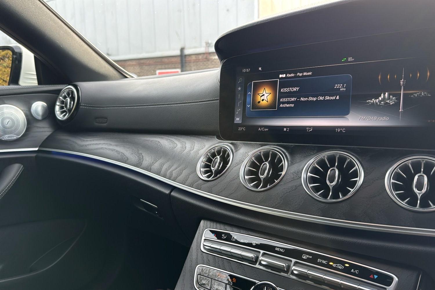 Used Mercedes-Benz E Class 2017 for sale - 77308670: Photo 11