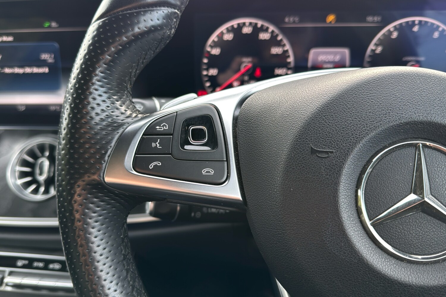 Used Mercedes-Benz E Class 2017 for sale - 77308670: Photo 17