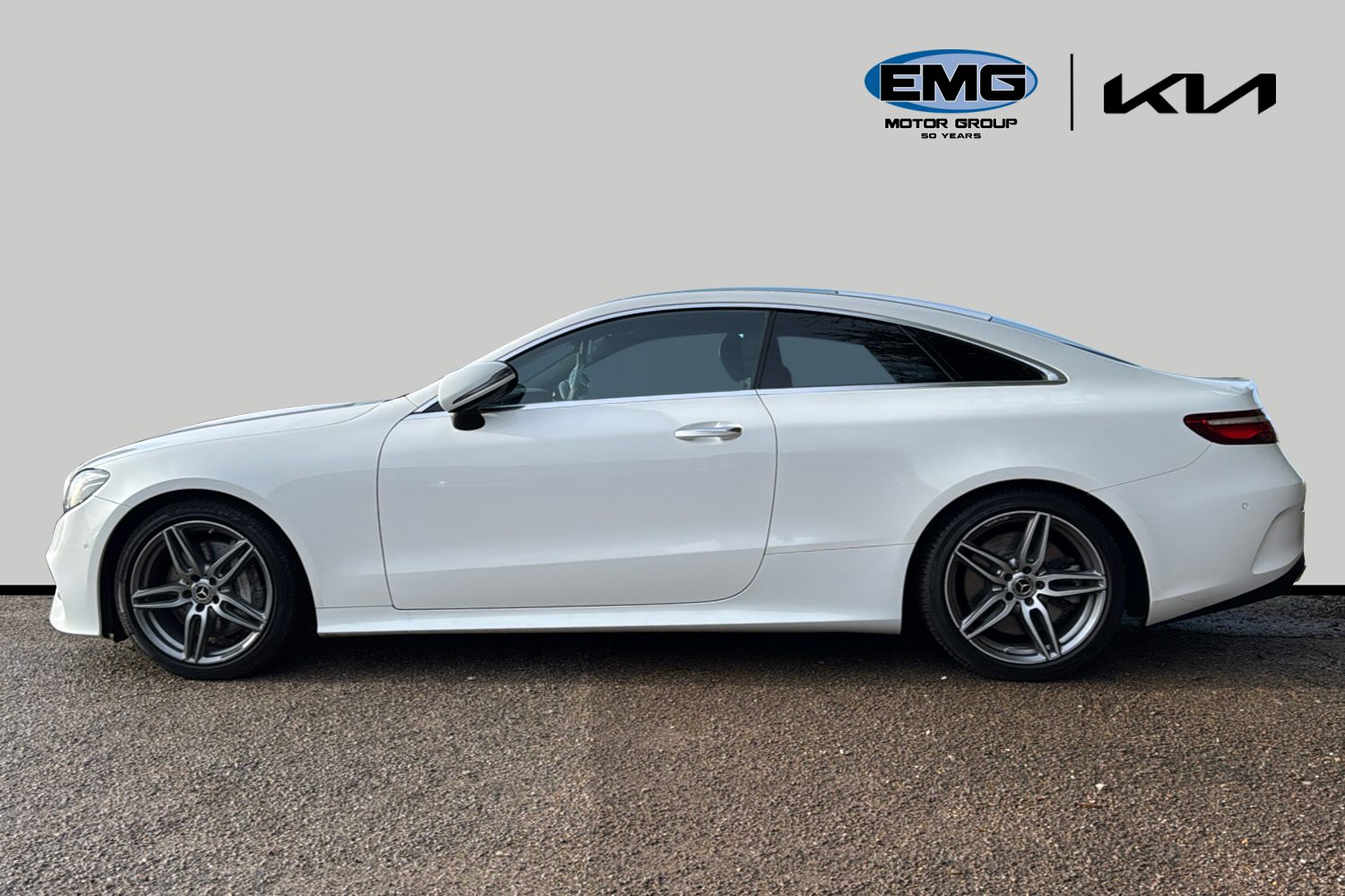 Used Mercedes-Benz E Class 2017 for sale - 77308670: Photo 4