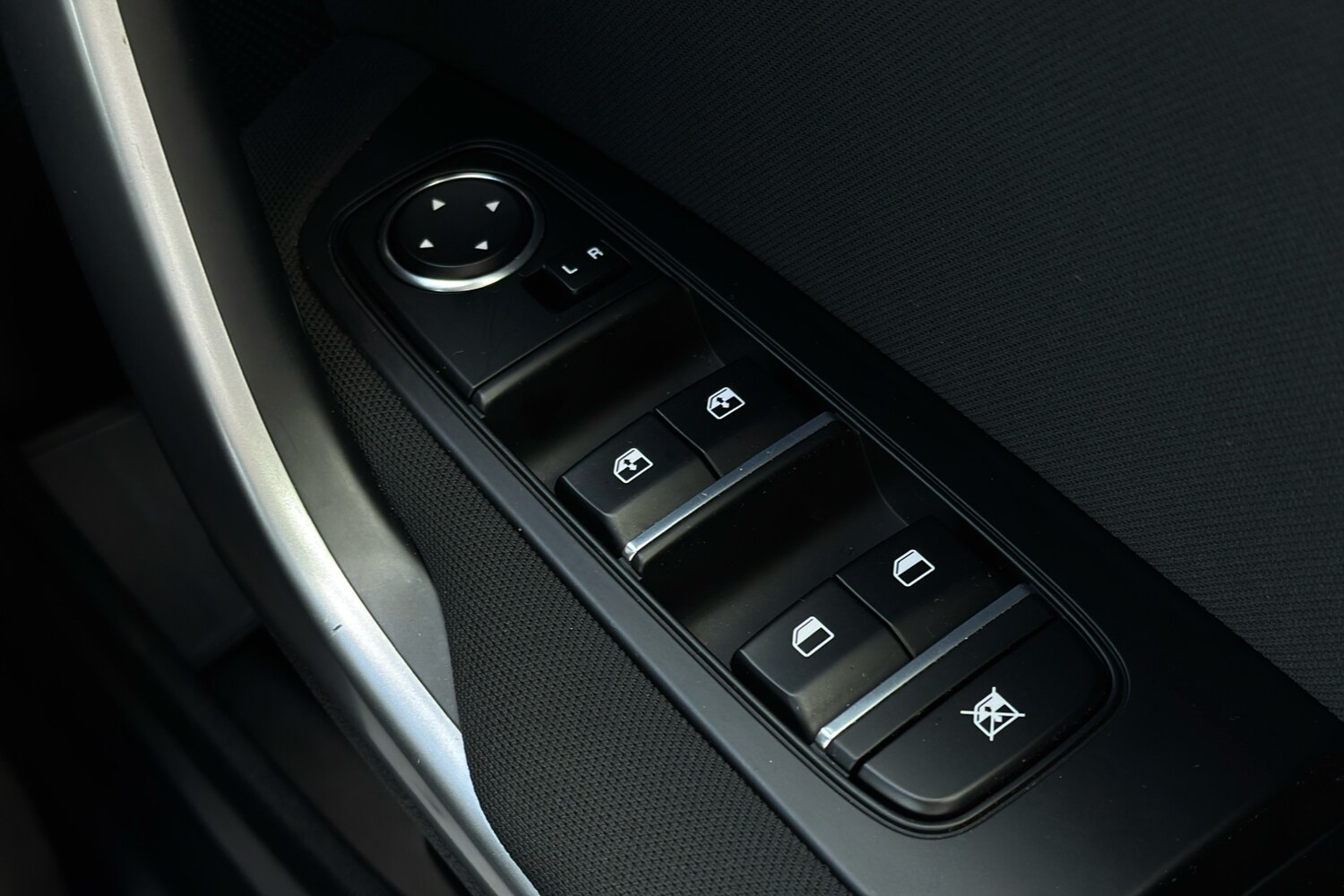 Vehicle 33