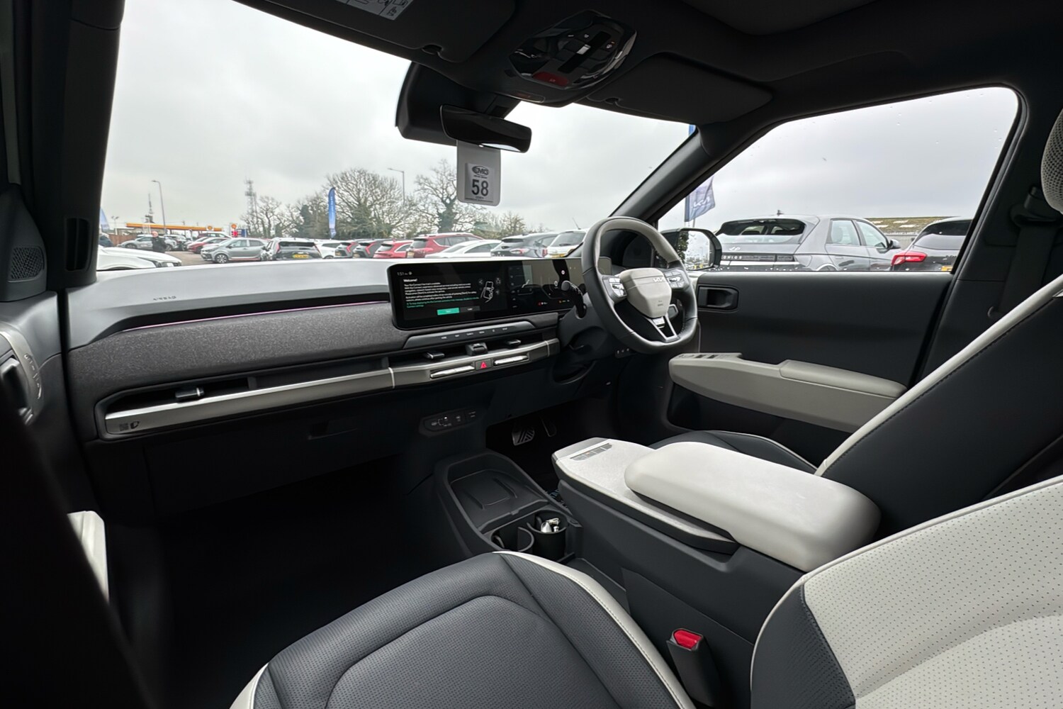 Used Kia EV3 2025 for sale - 77390091: Photo 11