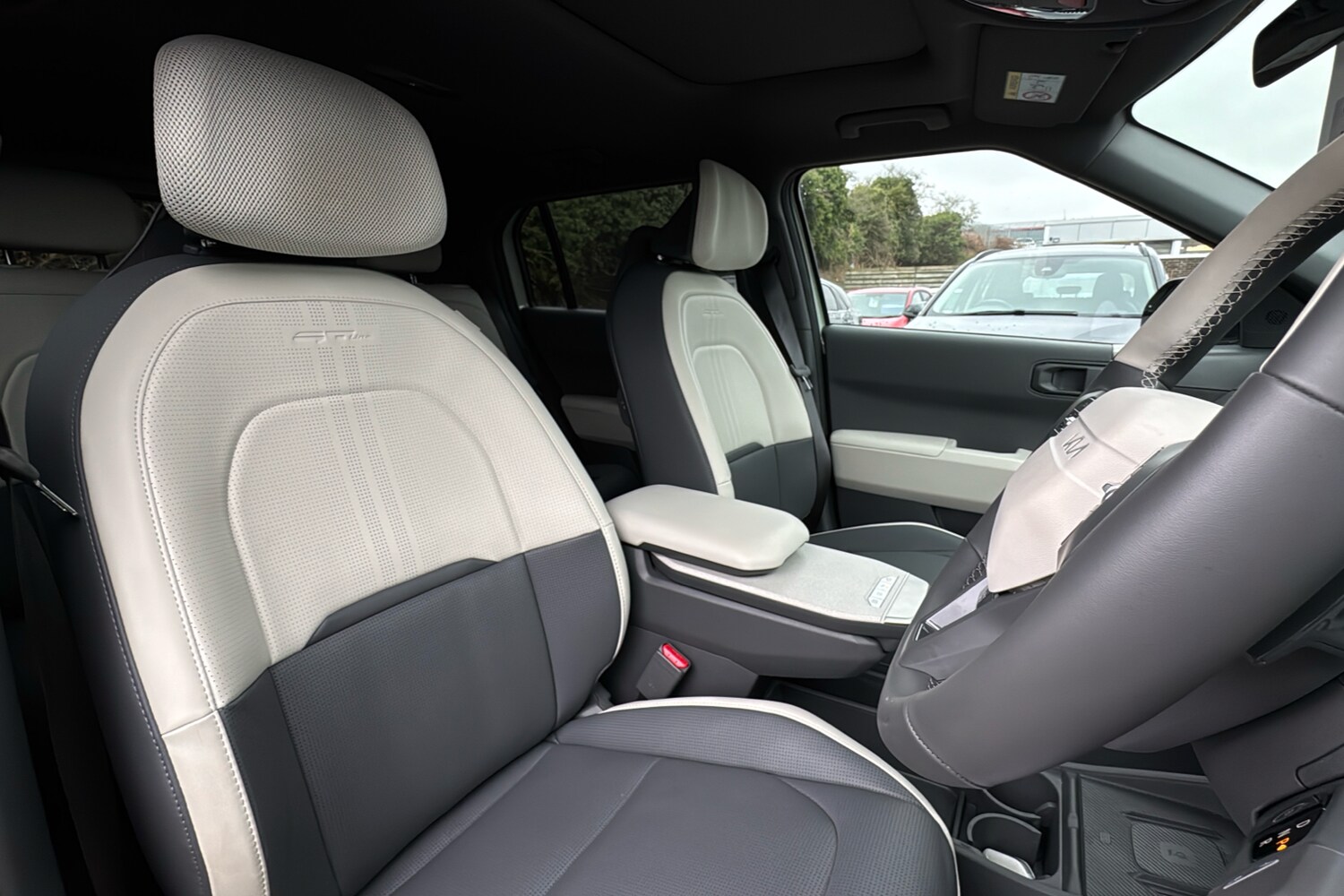 Used Kia EV3 2025 for sale - 77390091: Photo 24