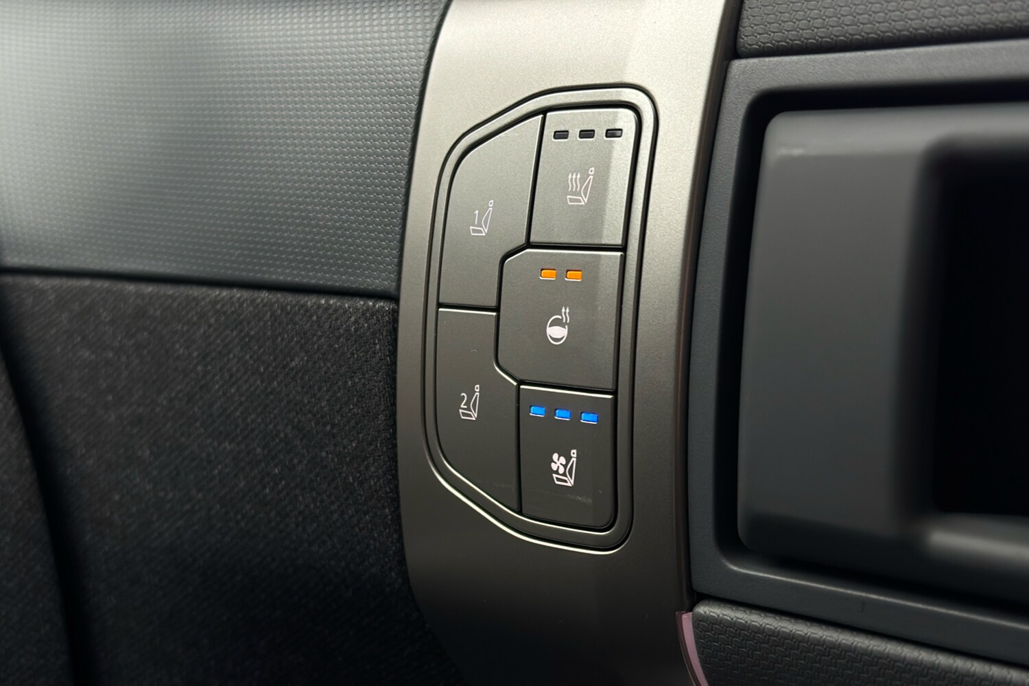 Used Kia EV3 2025 for sale - 77390091: Photo 30