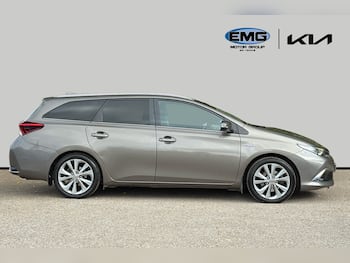 Used Toyota Auris 2018 for sale - 79676013: Photo