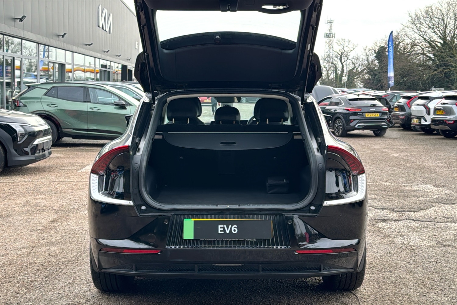 Used Kia EV6 2023 for sale - 77135228: Photo 19