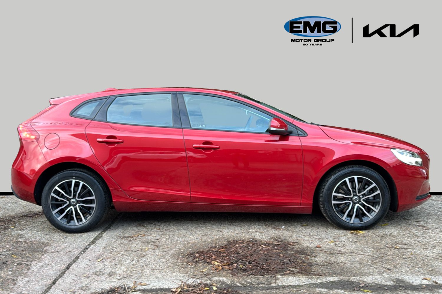 Used Volvo V40 2019 for sale - 76401616: Photo 4