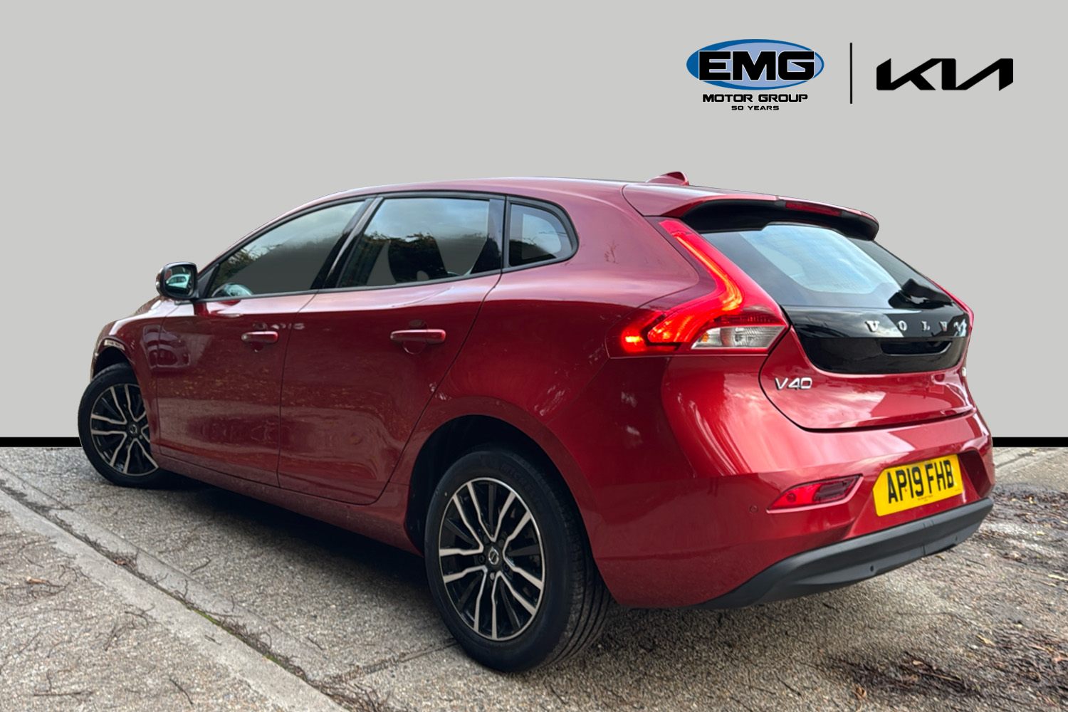 Used Volvo V40 2019 for sale - 76401616: Photo 5